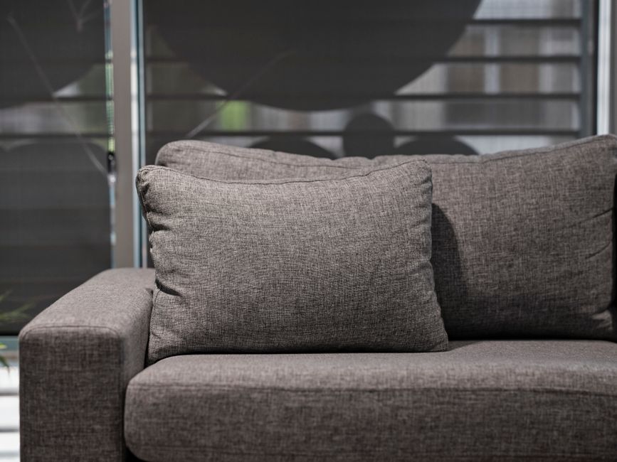 Cleaning a fabric sofa